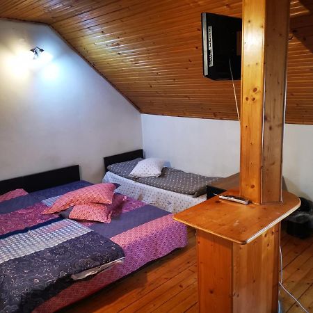 كلوج-نابوكا Enjoy Hostel المظهر الخارجي الصورة