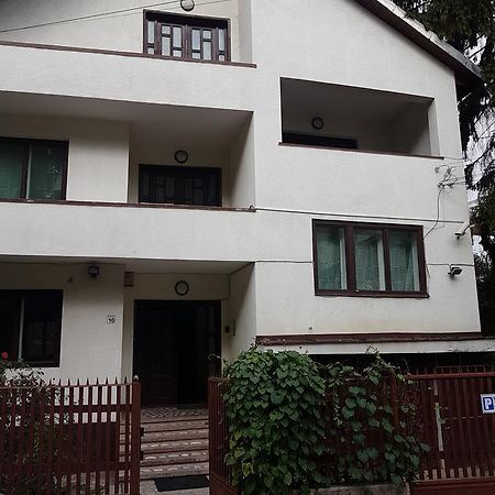 كلوج-نابوكا Enjoy Hostel المظهر الخارجي الصورة