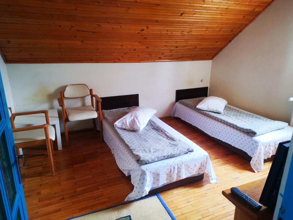 كلوج-نابوكا Enjoy Hostel المظهر الخارجي الصورة