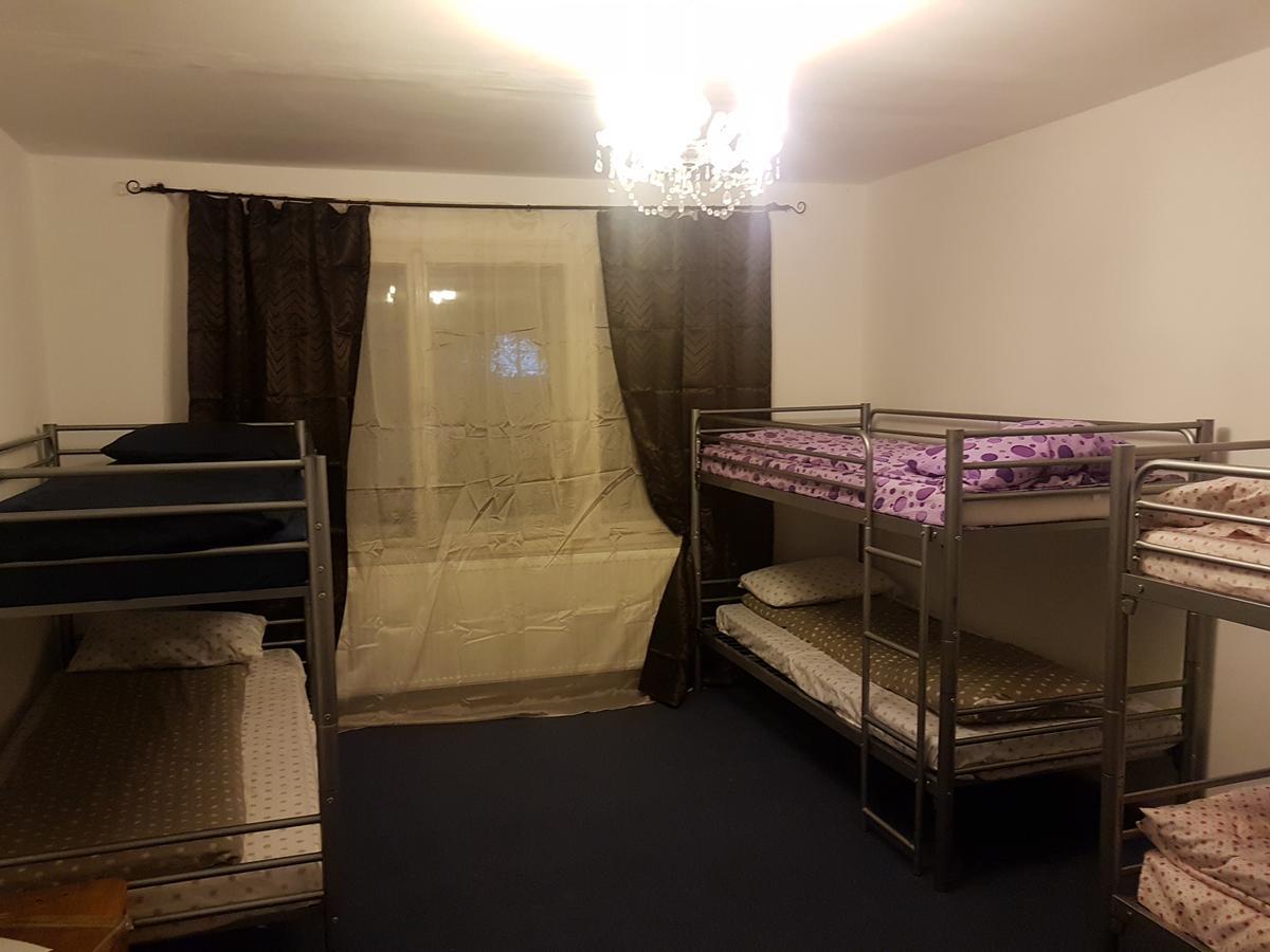 كلوج-نابوكا Enjoy Hostel المظهر الخارجي الصورة
