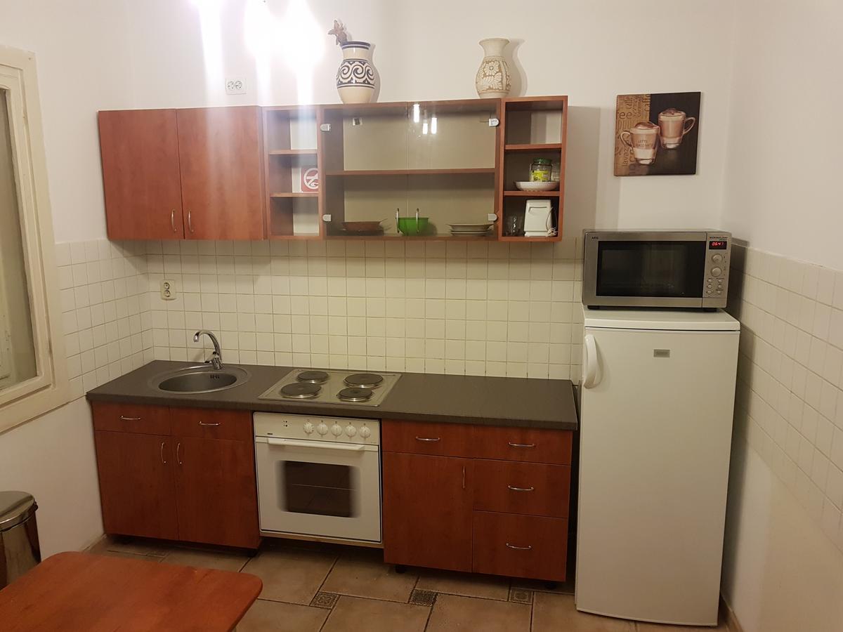 كلوج-نابوكا Enjoy Hostel المظهر الخارجي الصورة