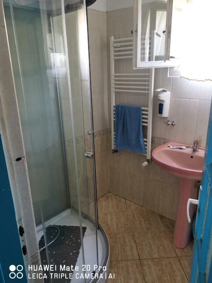 كلوج-نابوكا Enjoy Hostel المظهر الخارجي الصورة